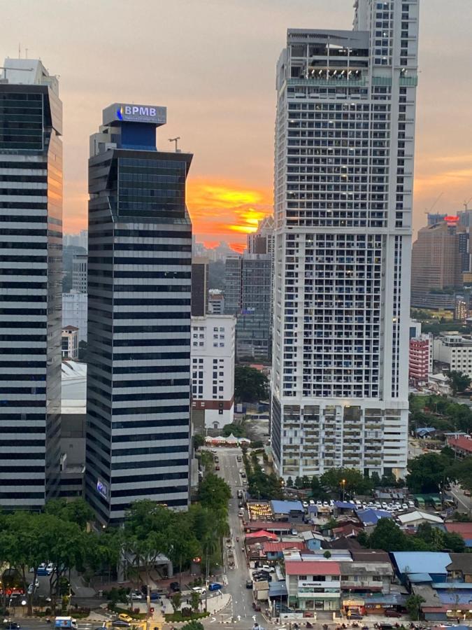 Mercu Summer Suites Klcc By Minutepointhome Kuala Lumpur Exterior foto